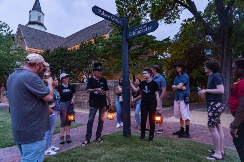 Williamsburg: Secrets of Williamsburg Walking Tour - Historical Insights