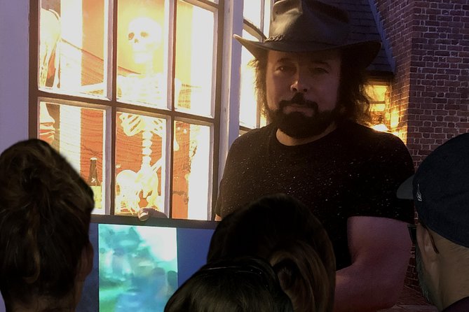 Williamsburg West Tour - Ghostly Encounters