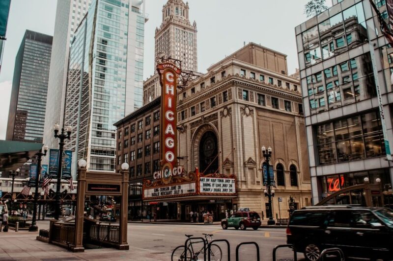 Wind City Wanderlust: A Chicago Family Odyssey - Getting There