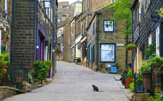 Windermere: The Brontes, Wuthering Heights & Jane Eyre Tour - Wycoller Hall Ruins