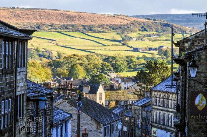 Windermere: The Brontes, Wuthering Heights & Jane Eyre Tour - Yorkshire Dales Village