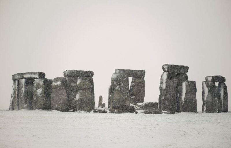 Windsor, Bath, Stonehenge & Salisbury With Christmas Lunch - Frequently Asked Questions