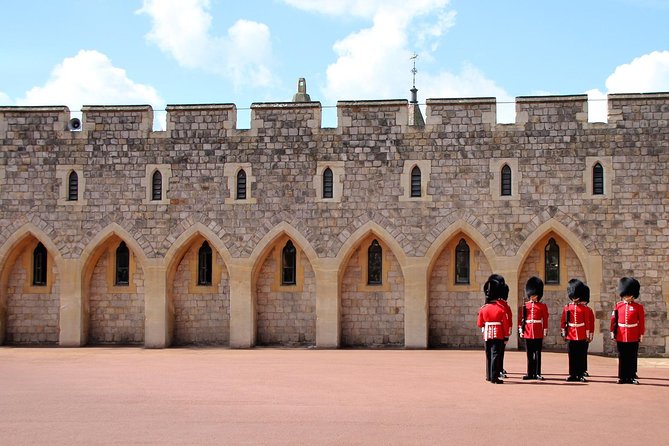 Windsor Castle Independent Visit With Private Driver Up To 3 People - Pricing and Group Size