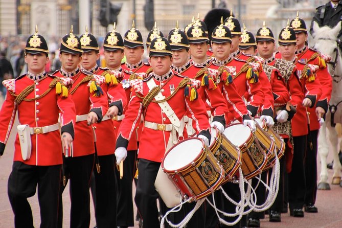 Windsor Castle Private Tour in Executive Vehicle With Admission - Pickup and Transportation