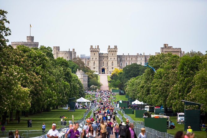 Windsor Castle Private Tour in Executive Vehicle With Admission - Traveler Experiences and Feedback
