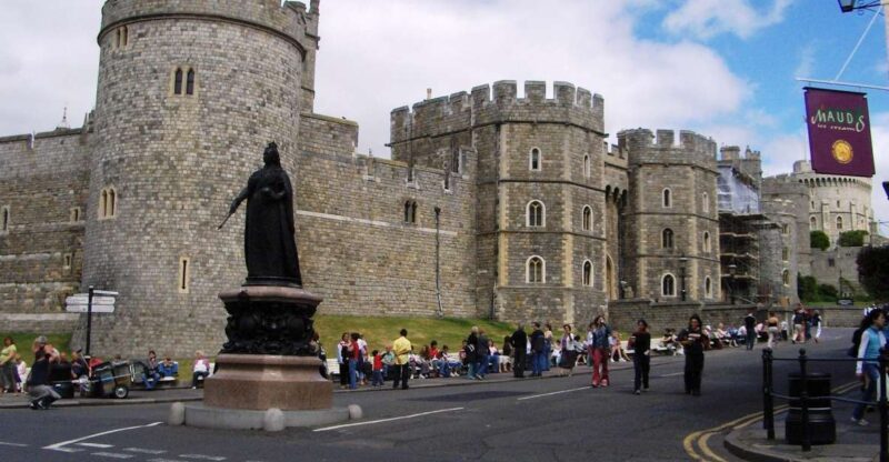 Windsor Castle Private Tour With Admission - Tour Highlights