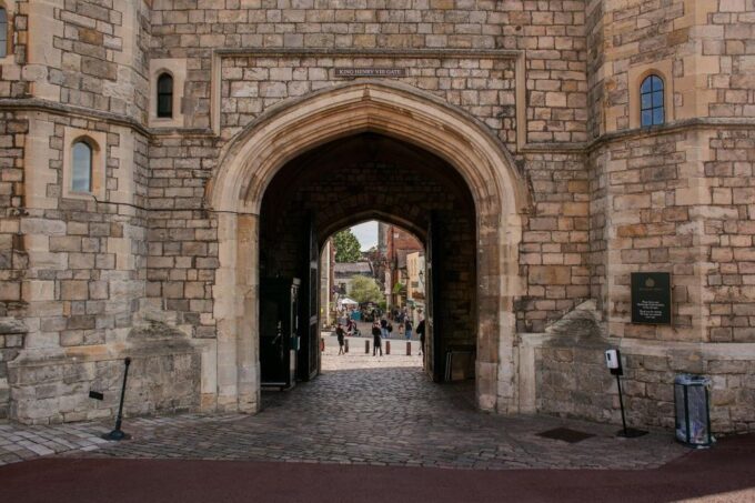 Windsor Castle Private Tour With Admission - Inclusions and Exclusions