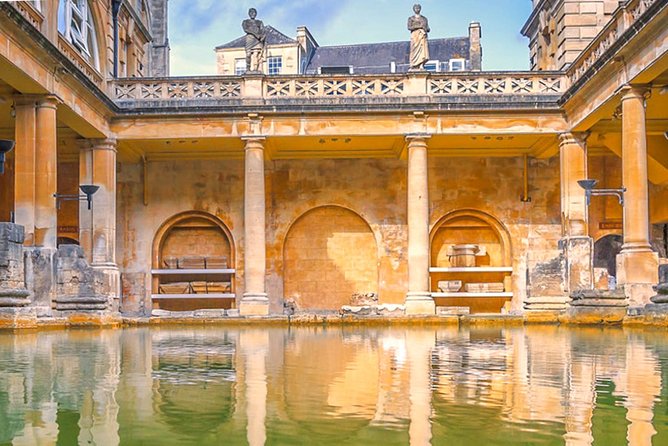 Windsor Castle, Stonehenge and Bath Tour Private - Exploring Windsor Castle
