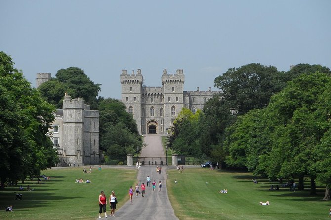 Windsor Day Trip From London With a Local: Private & 100% Personalized - Getting to Windsor