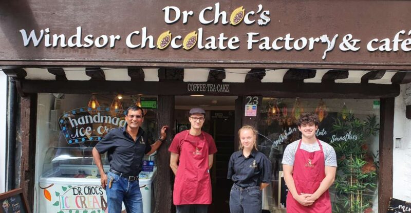 Windsor: Dr Chocs Mini Chocolatier Chocolate Workshop - Hands-on Chocolate Making Activities