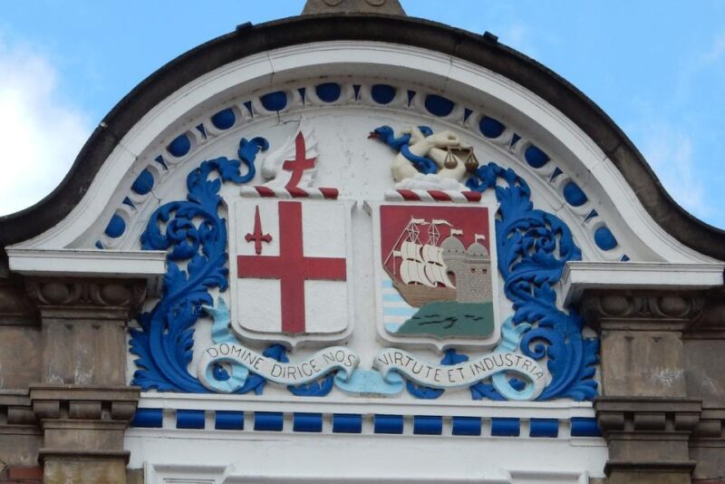 Windsor: Quirky Self-Guided Smartphone Heritage Walks - Key Points