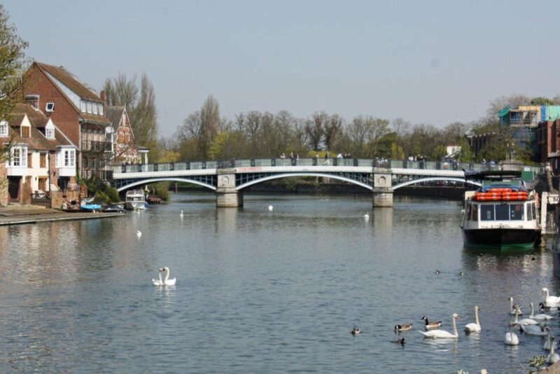 Windsor: Quirky Self-Guided Smartphone Heritage Walks - Details of the Walks