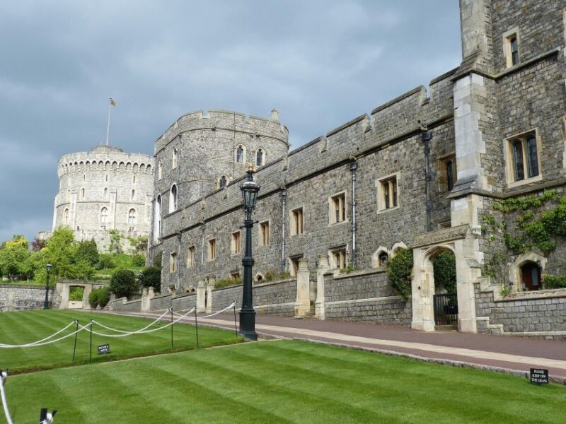 Windsor Stonehenge Bath Private Tour From London With Passes - Royal Windsor Castle