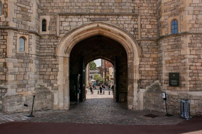 Windsor Stonehenge Bath Private Tour From London With Passes - Stonehenge Mysteries