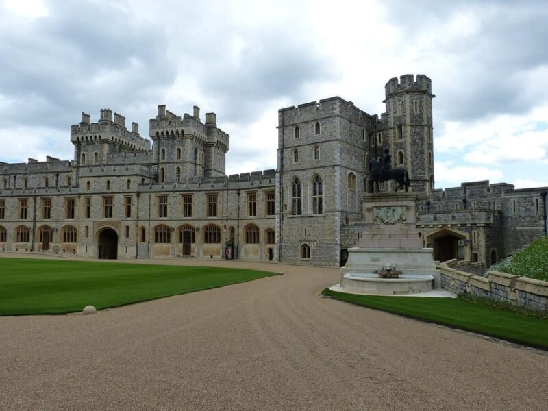 Windsor Uk: Free Walking Tour of Windsor Min Numbers 6 - Good To Know
