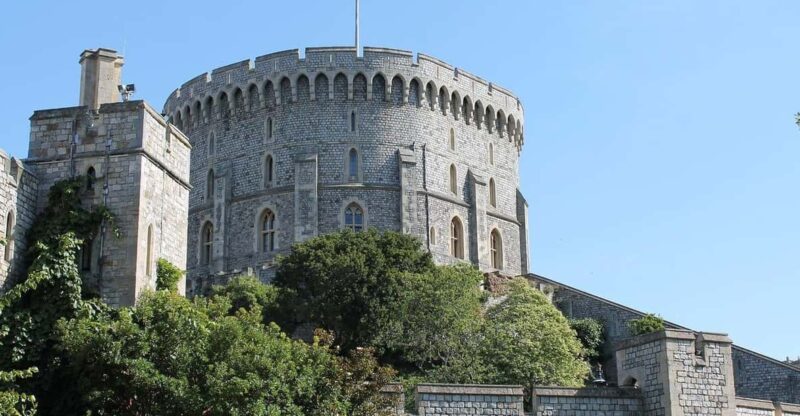 Windsor Uk: Free Walking Tour of Windsor Min Numbers 6 - Customer Reviews