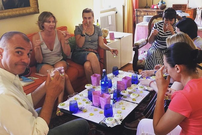 Wine and Extra Virgin Olive Oil Tasting in Lucca, Tuscany - Indulging in Regional Olive Oil and Wine