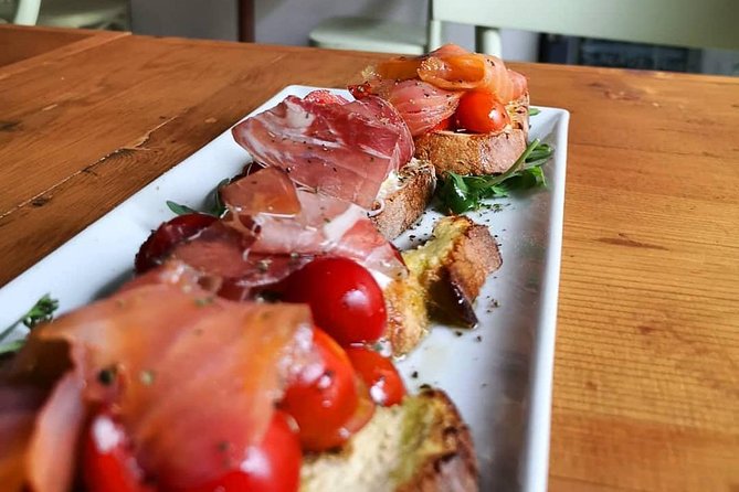 Wine and Food Tasting Experience in Lecce Old Town - Reviews and Ratings