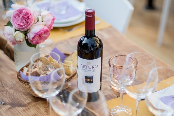 Wine and Food Tasting in an Organic Family Winery - Tuscan Specialties Pairing