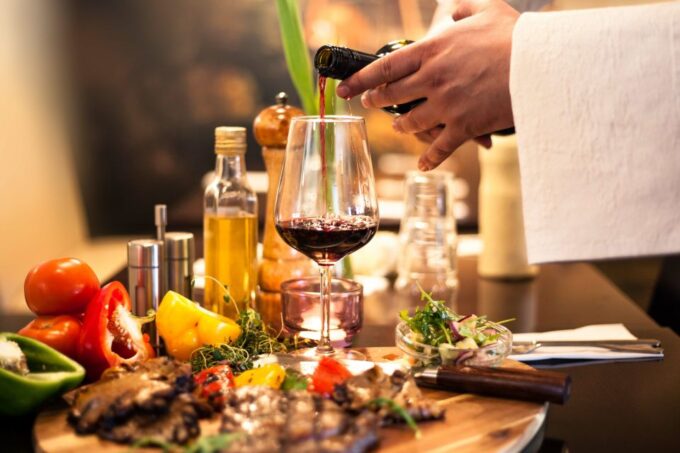 Wine and Food Tasting Tour in Hamburg Old Town - Sightseeing Highlights