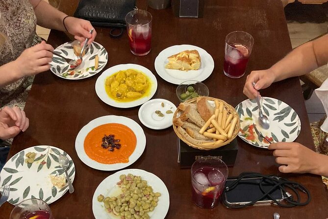 Wine and Tapas Walking Tour in Malaga - Exploring Malagas Tapas Culture