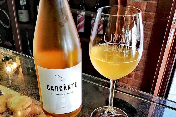 Wine Bars Hopping: Spritz & Cichetti as a Venetian - Private Tour - Reviews and Badge