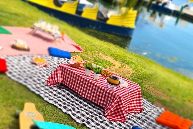Wine & Cheese Picnic at Lagoa Rodrigo De Freitas - Reviews and Ratings