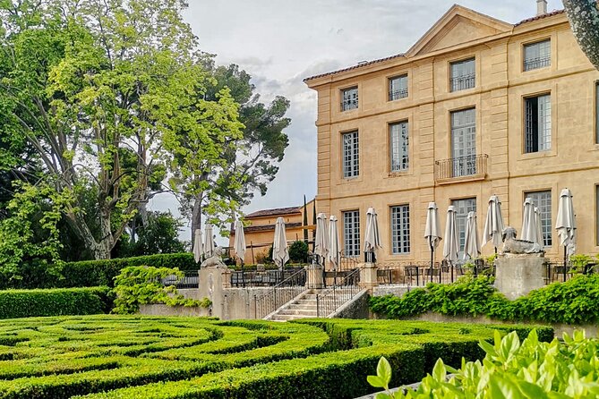 Wine Elegance: Discovery at Château La Coste and La Gaude - Key Points