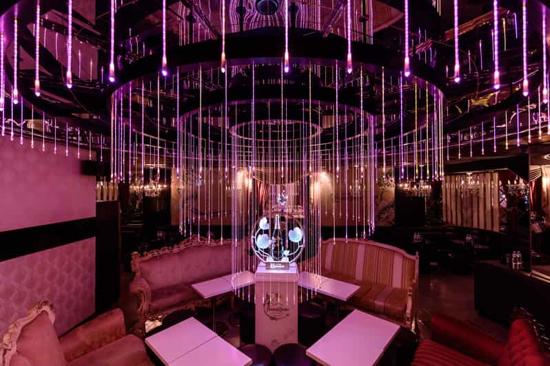 Wine Experience at a Host Club - Key Points