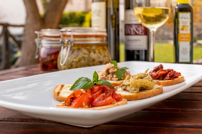 Wine & Food Tasting in Villarena - Included in the Package