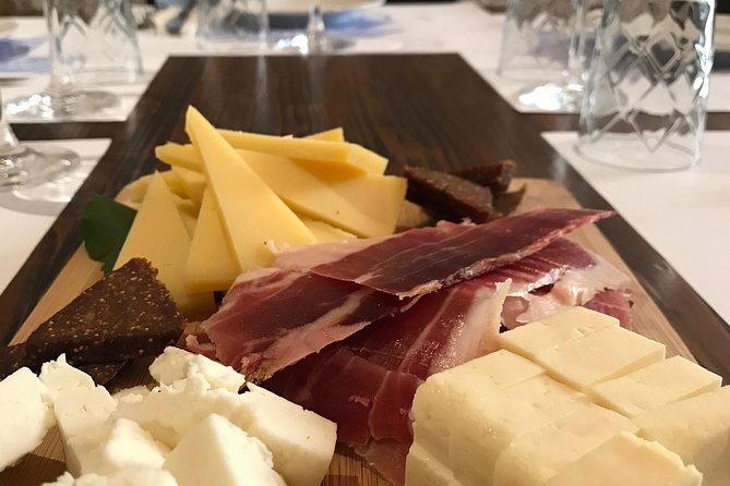 Wine Lovers Tour From Hvar - Cancellation Policy and Reservations