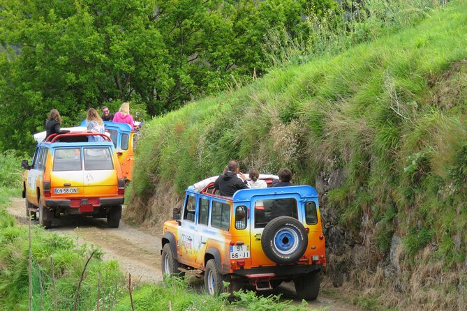 Wine Taste, 4x4 Jeep Adventure and Cabo Girão Skywalk - Discovering the Cabo Girão Skywalk