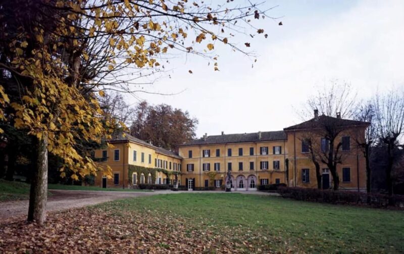 Wine Tasting and Winery Tour of Oltrepò Pavese Tradition - Key Points