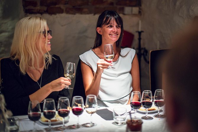 Wine Tasting Gamla Stan (Old Town -Stockholm): Event, Team Building & Kick-Off - Key Points