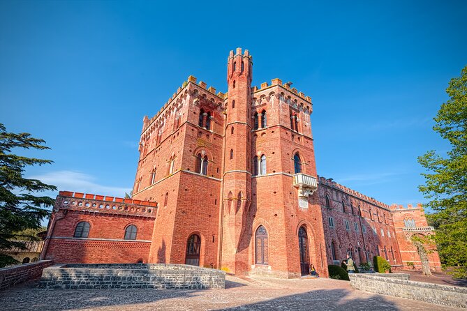 Wine Tasting in Brolio Castle Gardens From Florence by Car - Guide and Language Services