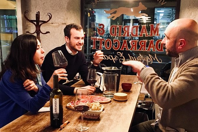 Wine Tasting Near Plaza Mayor - Session Size and Bookings