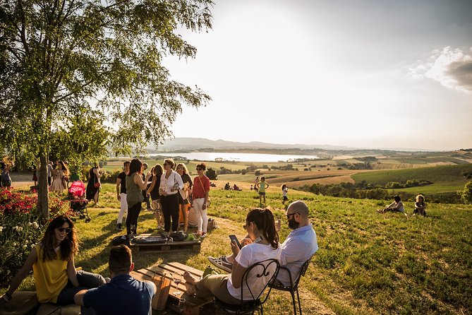 Wine Tasting & Tour Premium - Traditional Dishes and Wine Tasting