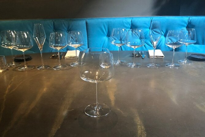 Wine Tasting With an Italian Sommelier in Florence - Conveniently Located Meeting Point