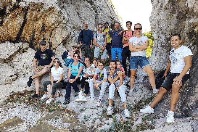 Wine Trip With the Jolly Vintners Near Sofia - Inclusions and Highlights