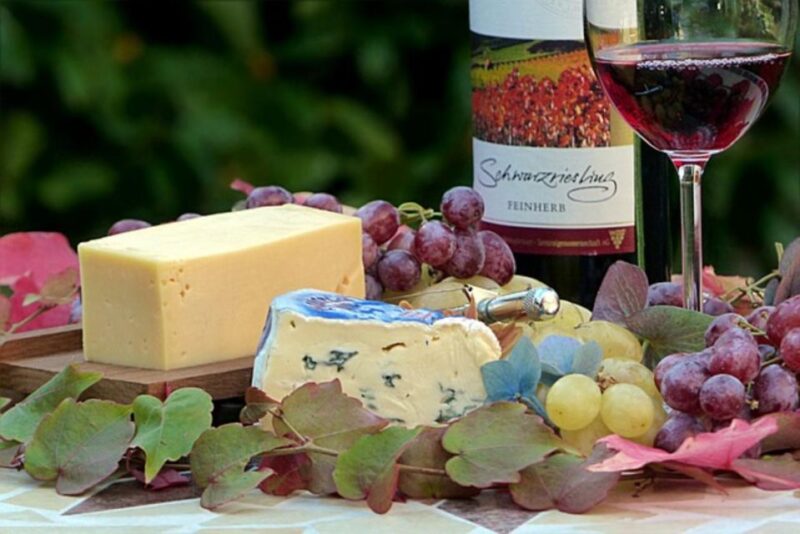 Wines and Cheeses Tasting Experience at Home - Vintage and Cépage Guessing Game