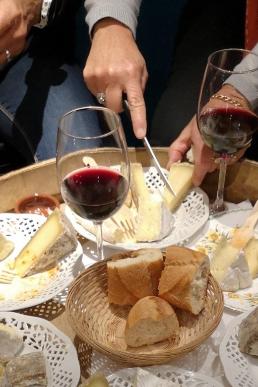 Wines and Cheeses Tasting Experience at Home - Trained Oenologist Host