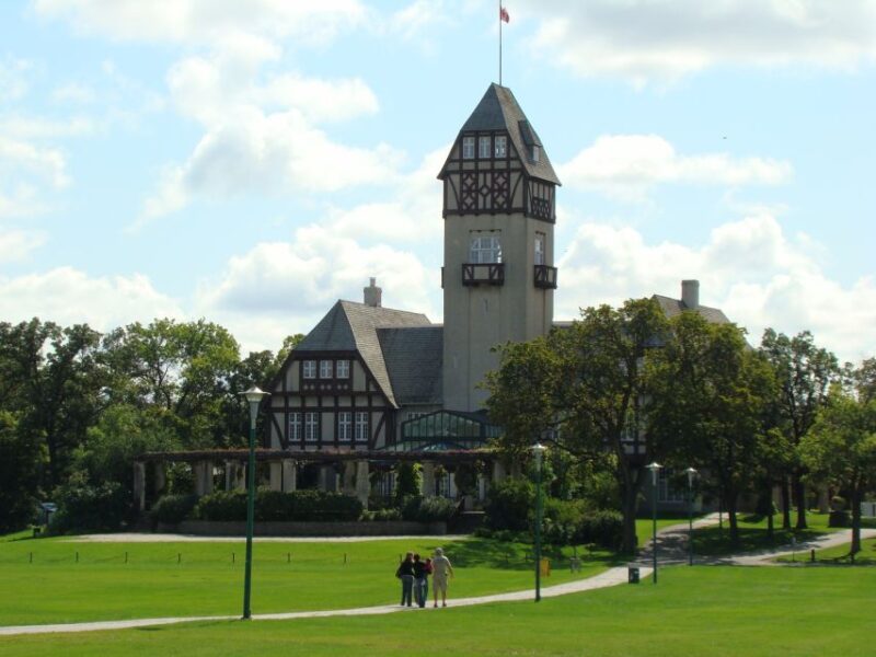 Winnipeg: Assiniboine Park Self-Guided Smartphone Audio Tour - Key Points