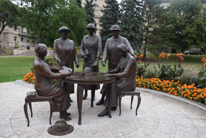 Winnipeg: Manitoba Legislative Grounds Audio Walking Tour - Key Points