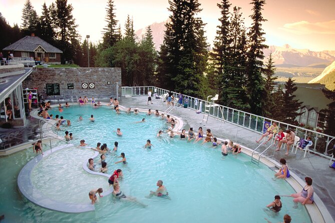 Winter Canadian Rocky 4-Day Tour From Vancouver (Chinese&English) - Booking Confirmation and Accessibility