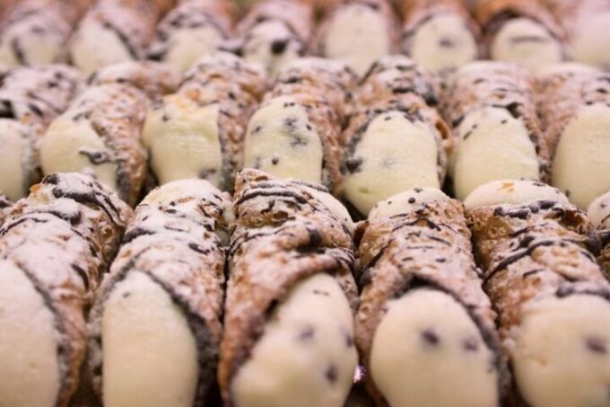 Winter Haven: Coffee, Tea & Dessert Food Tour - Gram Parsons Legacy