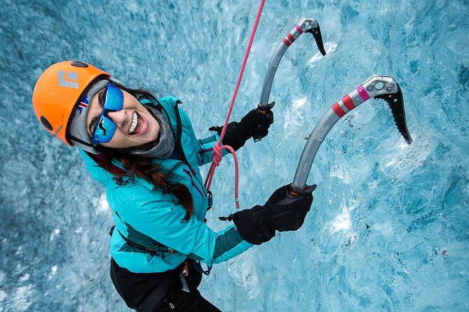 Winter Ice Cave + Climbing Private Photoshoot - 20 Shot Package - Quick Points