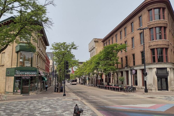 Wisconsins Madtown: A Madison Self-Guided Walking Tour - Tour Features