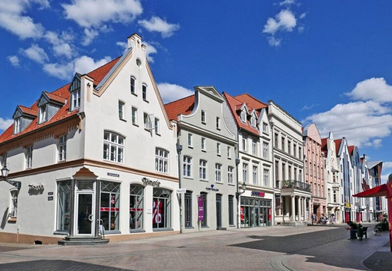 Wismar Private Guided Walking Tour - Swedish Monarchys Impact on the City