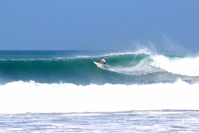 Witches Rock Surf Tour by Boat for ADVANCED Surfers - Exploring Witches Rock and Ollies Point