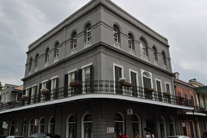 Witches Walk of the French Quarter - Memorable Experiences for Travelers
